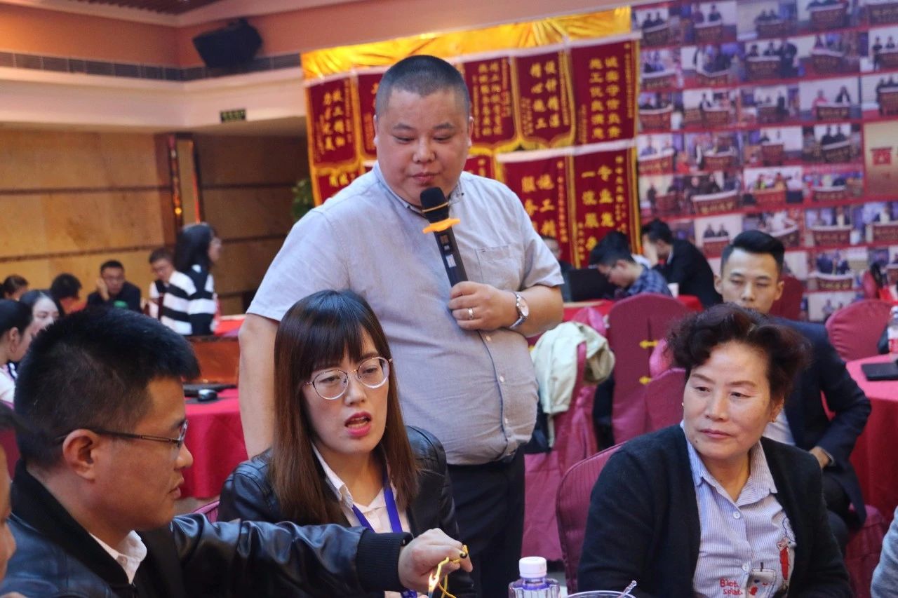 峰光集团“华商报·品质家装节”完美收官