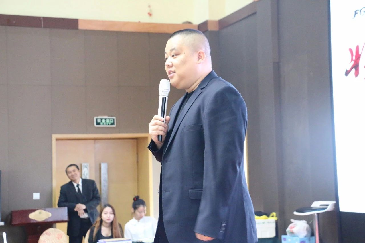 【峰光无限装饰】在交流中成长 在学习中前行——峰光集团“将帅特训营”圆满落幕