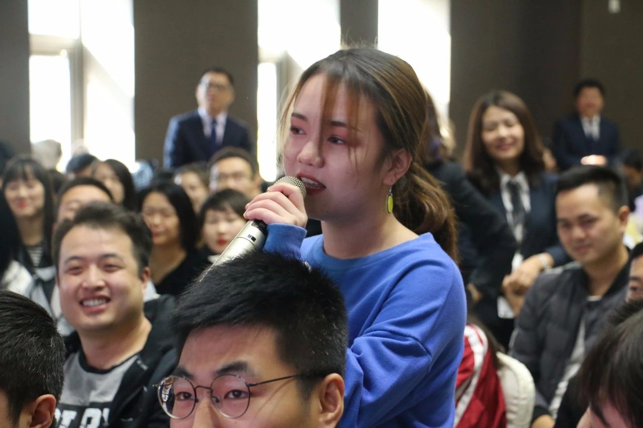 【峰光无限装饰】在交流中成长 在学习中前行——峰光集团“将帅特训营”圆满落幕