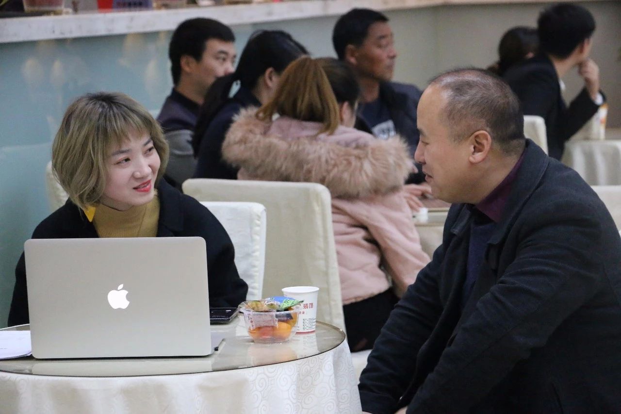 峰光集团“店庆狂欢季”火热招募中