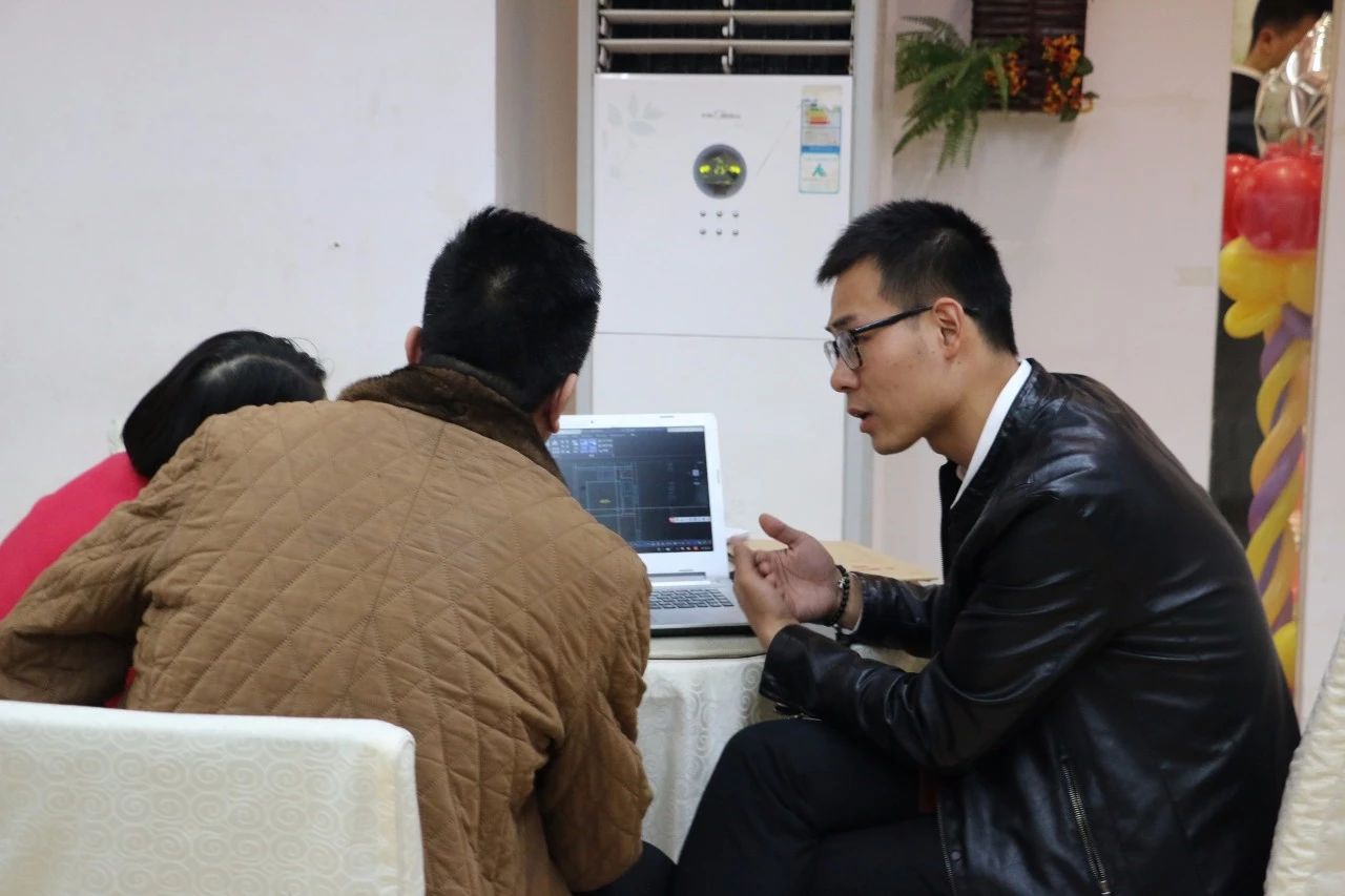 峰光集团“店庆狂欢季”火热招募中